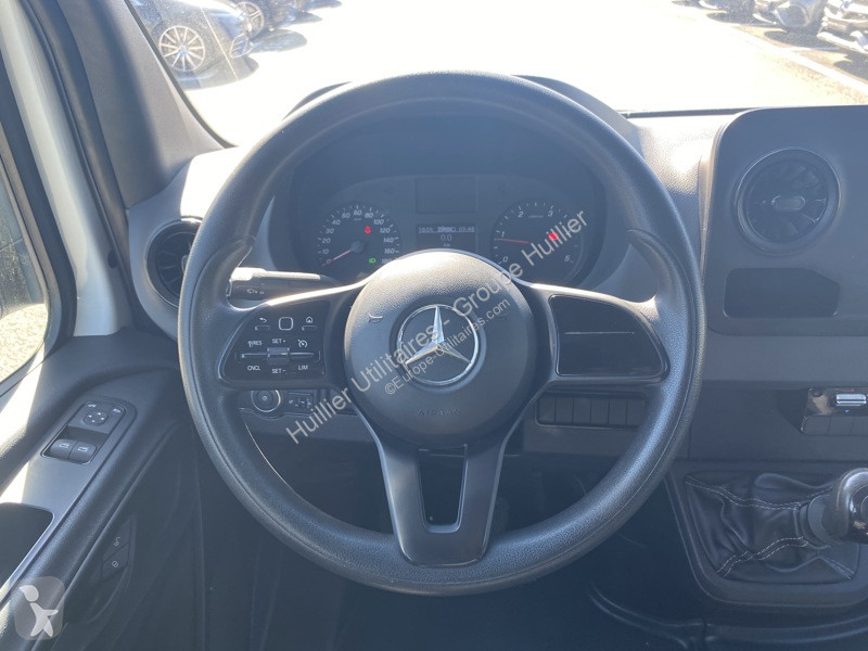 Véhicule utilitaire Mercedes 514 CDI 43 double...