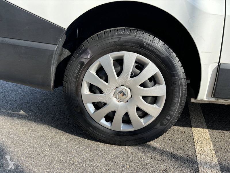 Furgoneta Renault L1H1 2.0 BluedCi 120ch Grand...