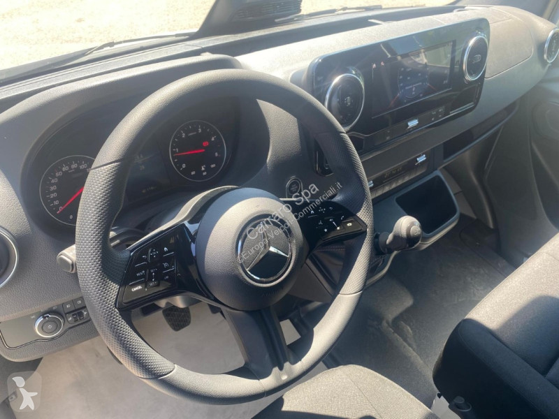 Véhicule utilitaire Mercedes Telaio Traz. Post