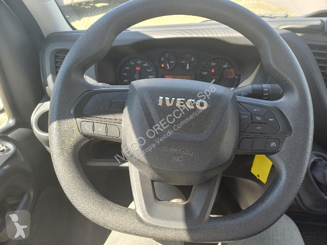 Veículo utilitário Iveco DAILY 35C14