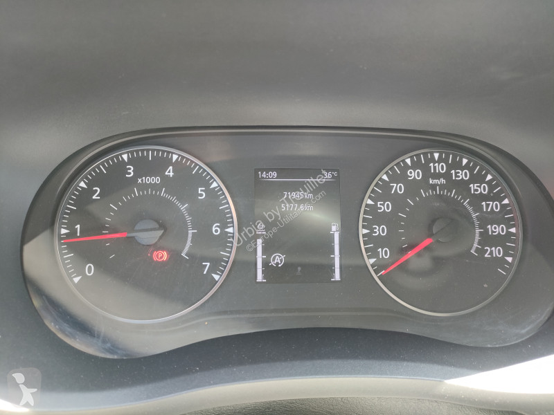 Furgoneta Nissan 20 M3 CHASSIS-CABINE HAYON DCI...