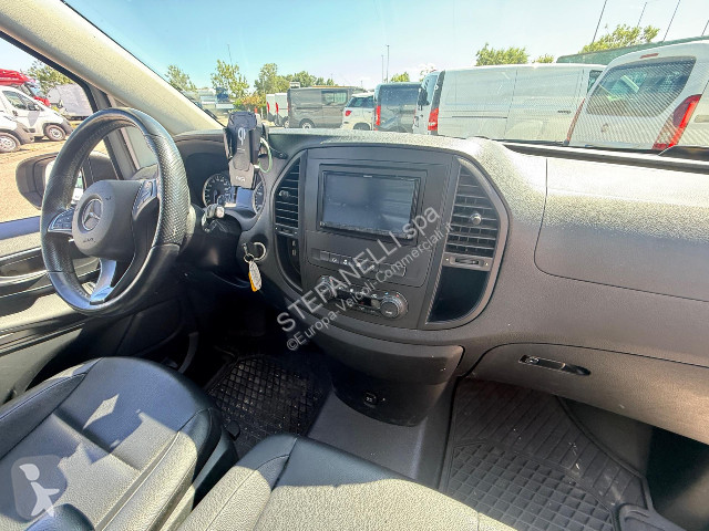 Autoutilitară Mercedes Vito 119 cdi 4x4...