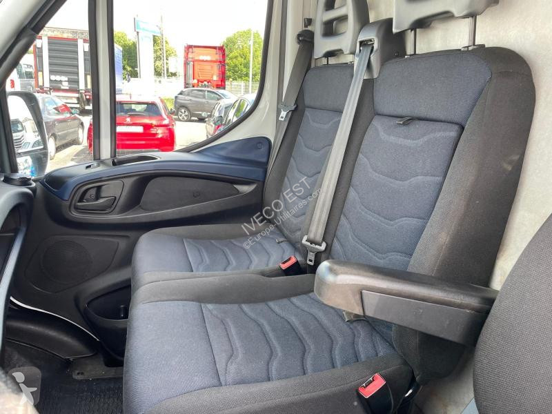 Nyttofordon Iveco 35C Fg 35C16 V16 Hi-Matic...