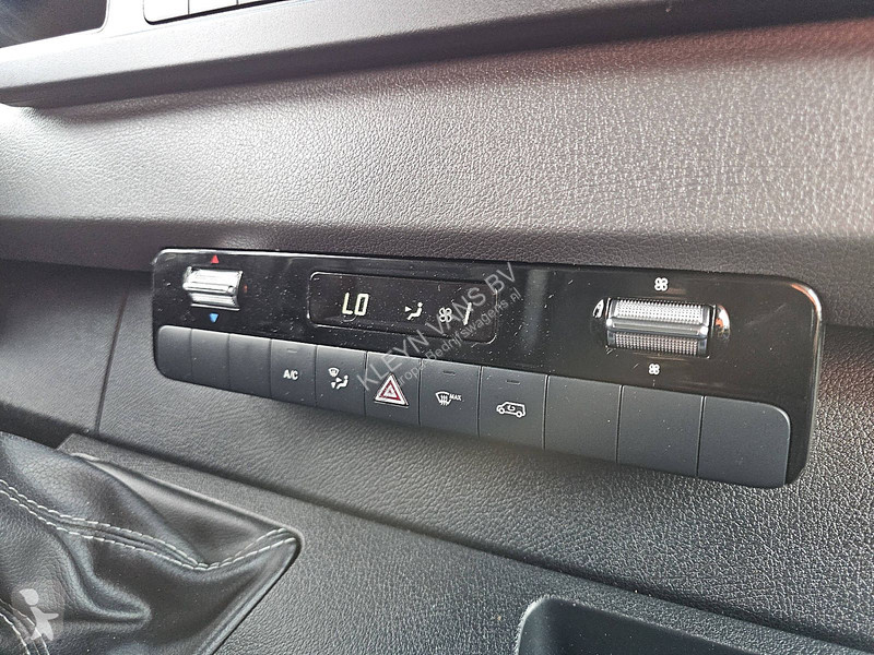 Veículo utilitário Mercedes 317 L2H2 Mbux Airco
