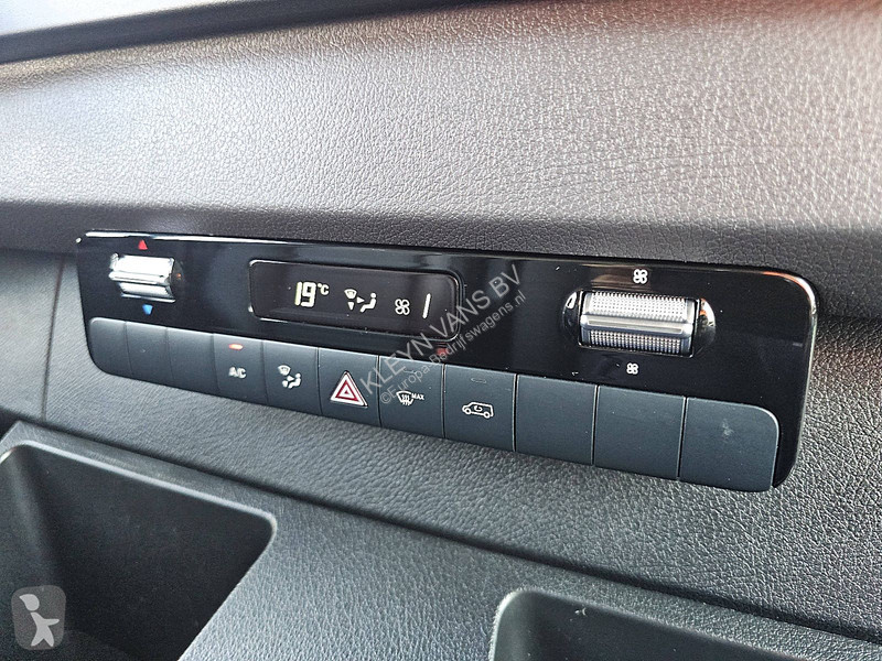 Veicolo commerciale Mercedes 317 L2H2...