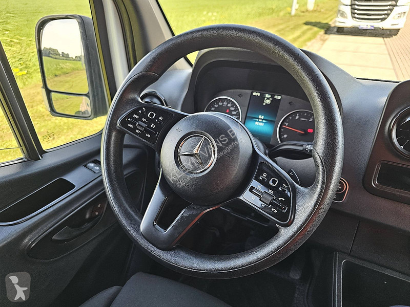 Veículo utilitário Mercedes 314 L2H2 Mbux...