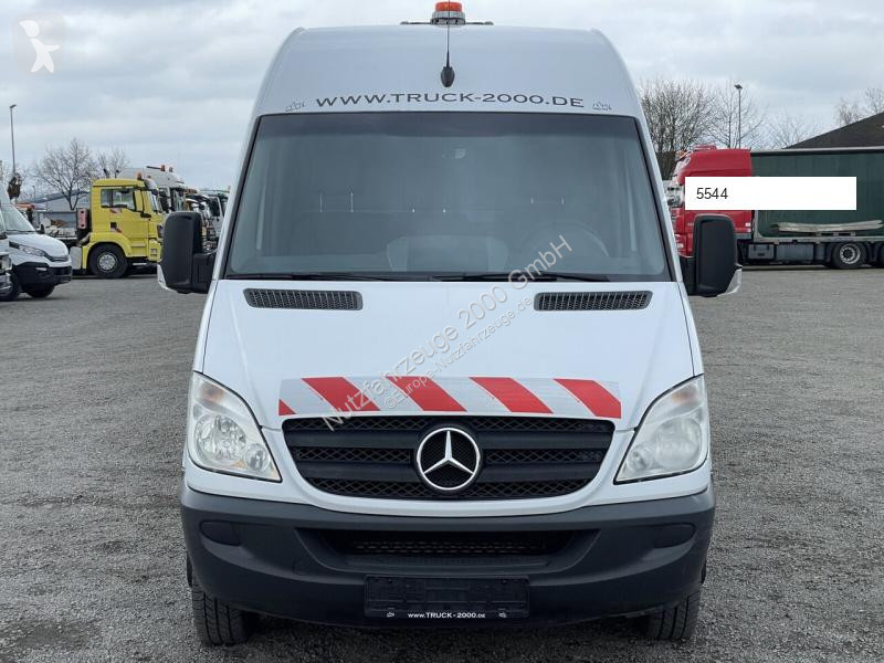 Autoutilitară Mercedes