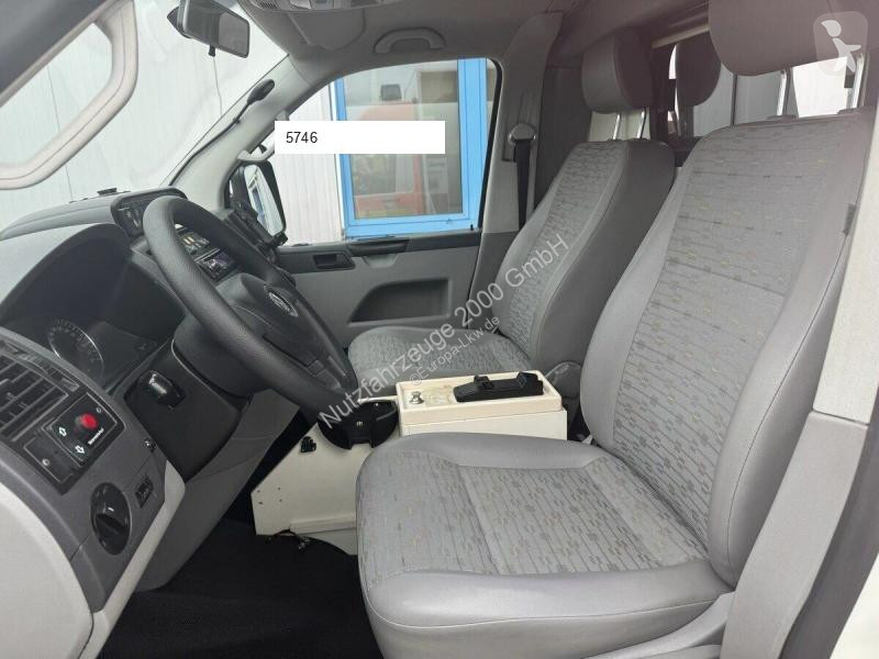 Véhicule utilitaire Volkswagen T5