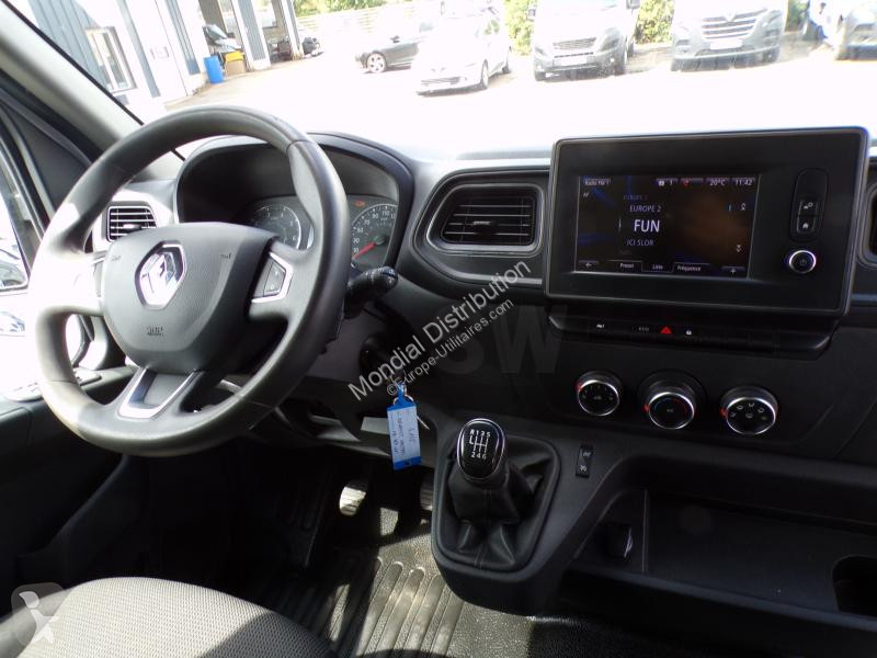Autoutilitară Renault F3500 L2H2 DCI 135 GRAND...