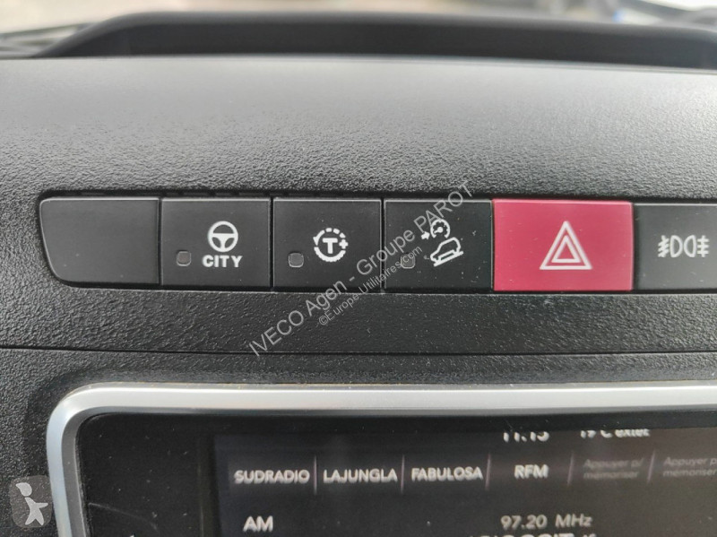 Veicolo commerciale Iveco 35C16H3.0 empattement...