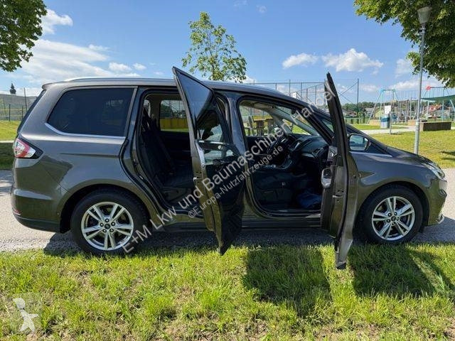 Furgoneta Ford Titanium