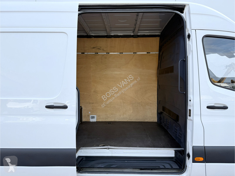 Autoutilitară Mercedes 314 2.2 CDI L2H2 Climate...