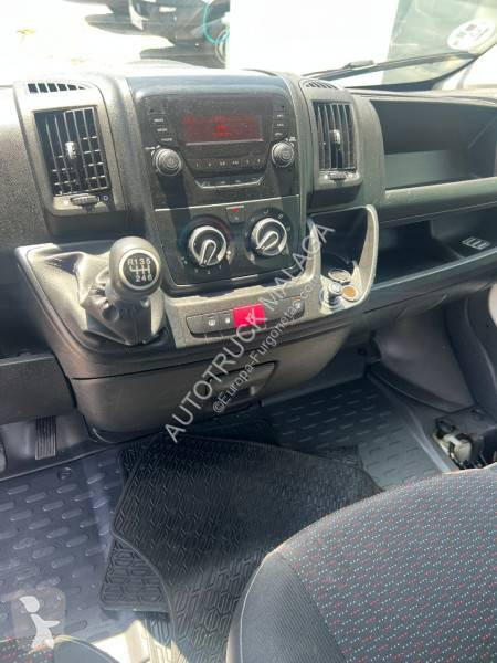 Furgoneta Peugeot