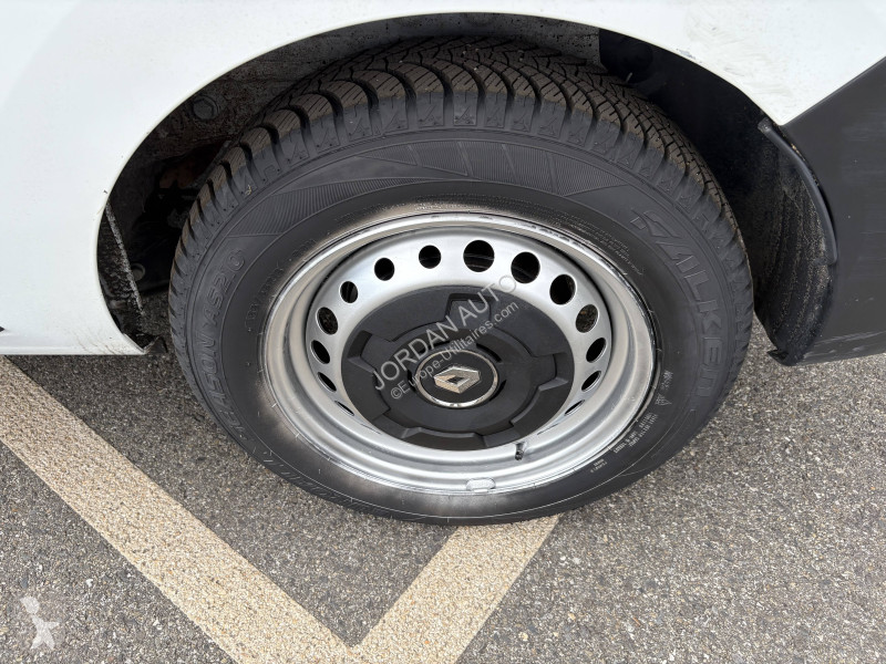 Véhicule utilitaire Renault 1.5 BluedCi 75ch...