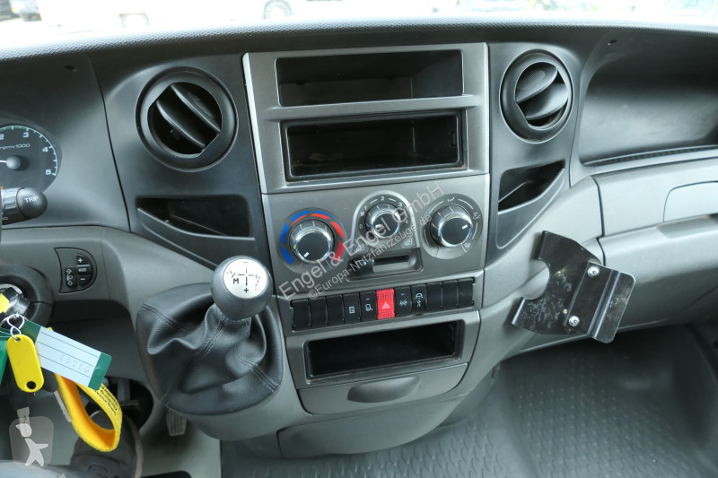 Furgoneta Iveco Daily 35 S11 C30C AUTOMATIK...