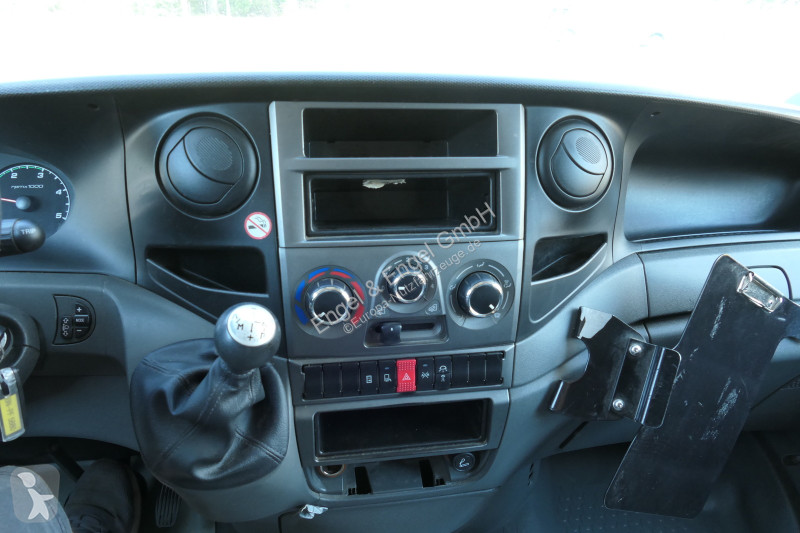 Furgoneta Iveco Daily 35 S11 C30C AUTOMATIK...