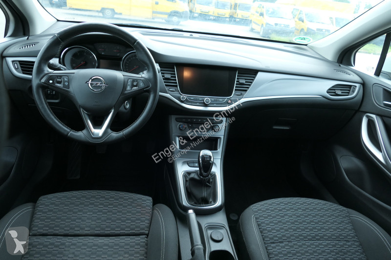 Véhicule utilitaire Opel Astra K 1.6 CDTI...