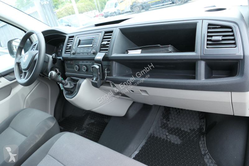 Autoutilitară Volkswagen T6 Lang Transporter...