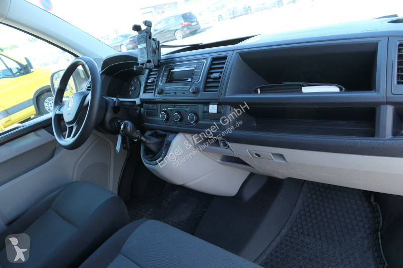 Autoutilitară Volkswagen T6 Lang Transporter...