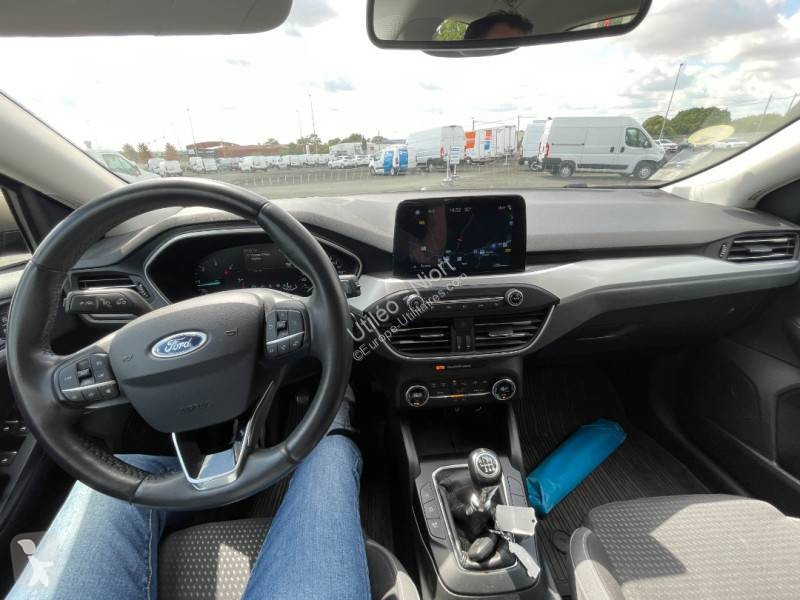 Véhicule utilitaire Ford