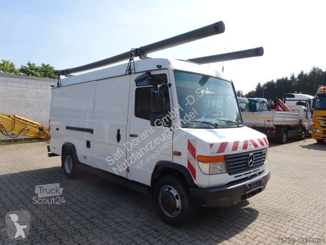 Furgoneta Mercedes 616D Kastenwagen 4x2