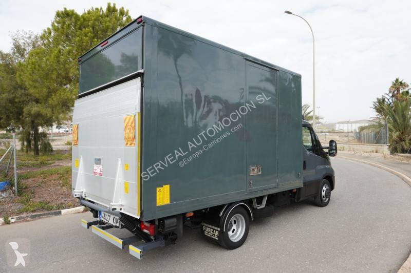 Furgoneta Iveco