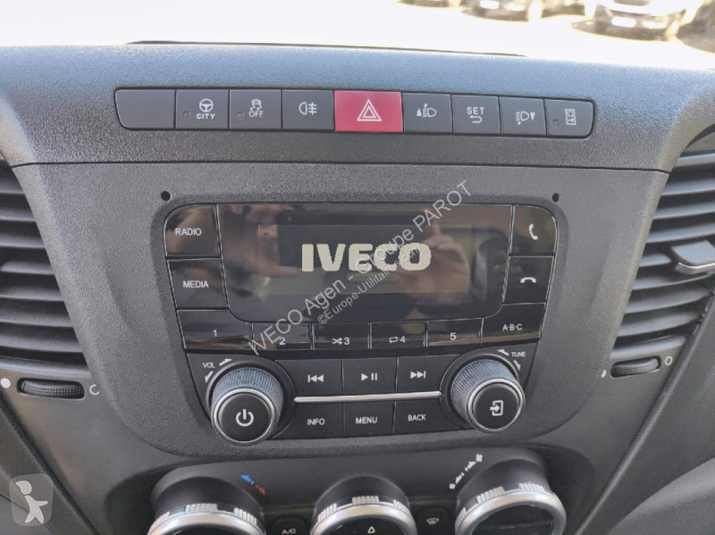 Veicolo commerciale Iveco 35C16H3.0 empattement...