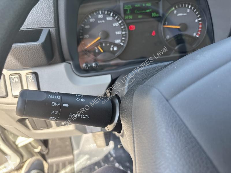 Véhicule utilitaire Fuso CCb 3C15 Empattement 28