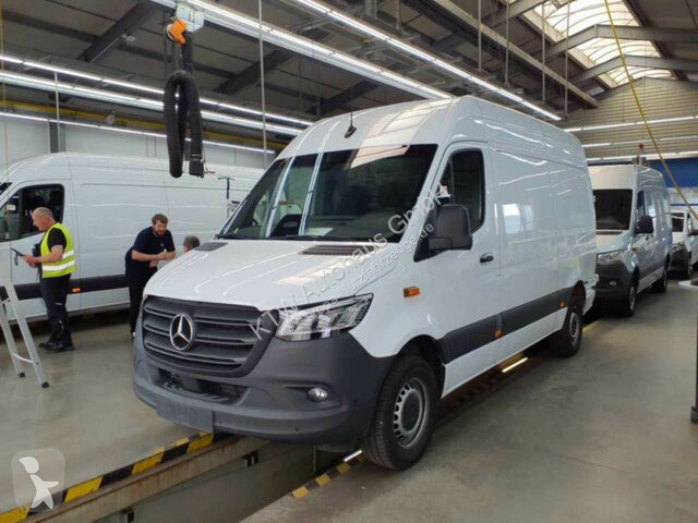 Bedrijfswagen Mercedes 317...