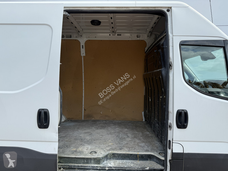Nyttofordon Iveco 35S14 2.3 L2H2 Cruise Control...