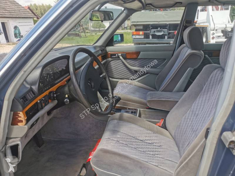 Furgoneta Mercedes