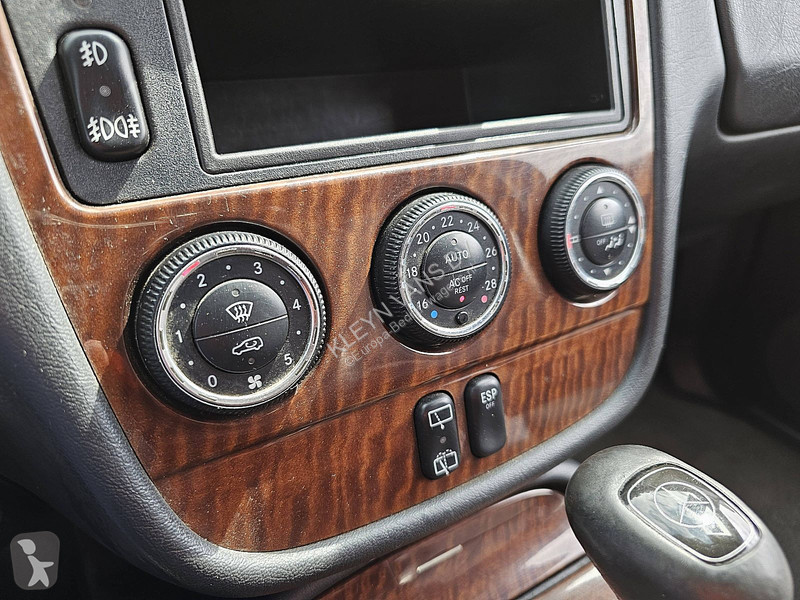 Véhicule utilitaire Mercedes 270 CDI M-lasse