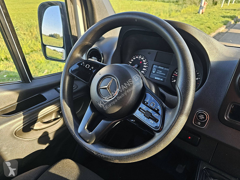 Autoutilitară Mercedes 314 Koelwagen/ FRIGO AC!