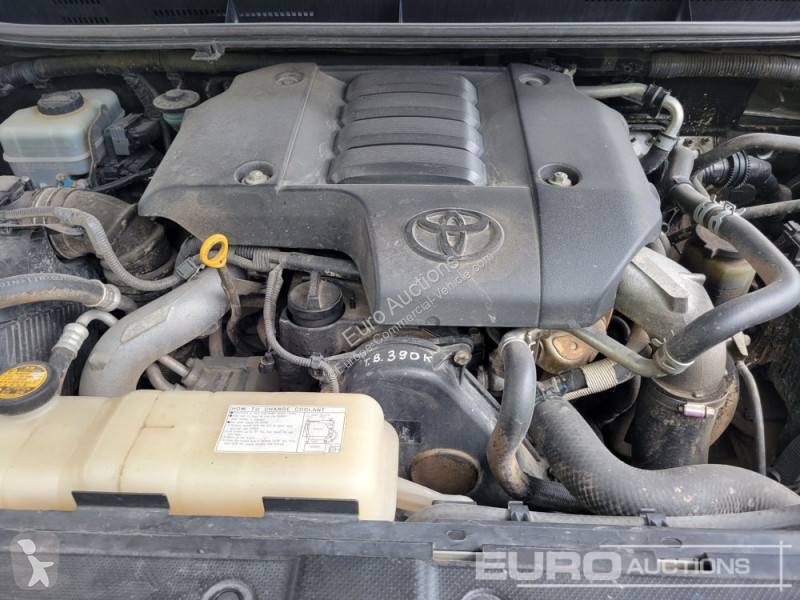 Furgoneta Toyota Landcruiser