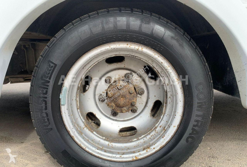 Véhicule utilitaire Ford