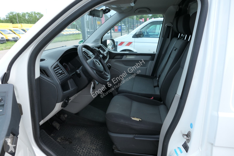 Autoutilitară Volkswagen T6 Transporter 2.0 TDI...