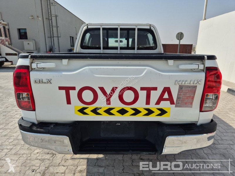 Veicolo commerciale Toyota Hilux DLX