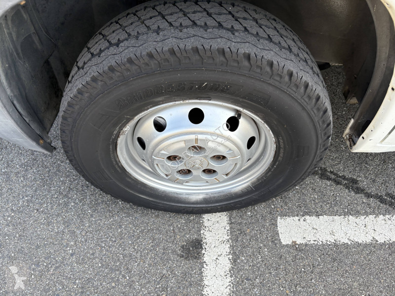 Bedrijfswagen Peugeot III L2H2 2.2 HDi100...