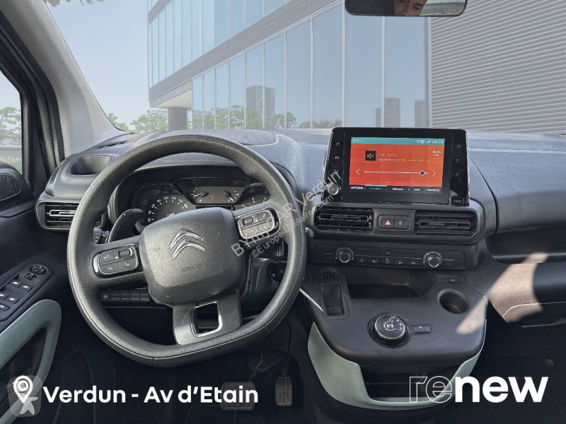 Véhicule utilitaire Citroën Berlingo Taille M...