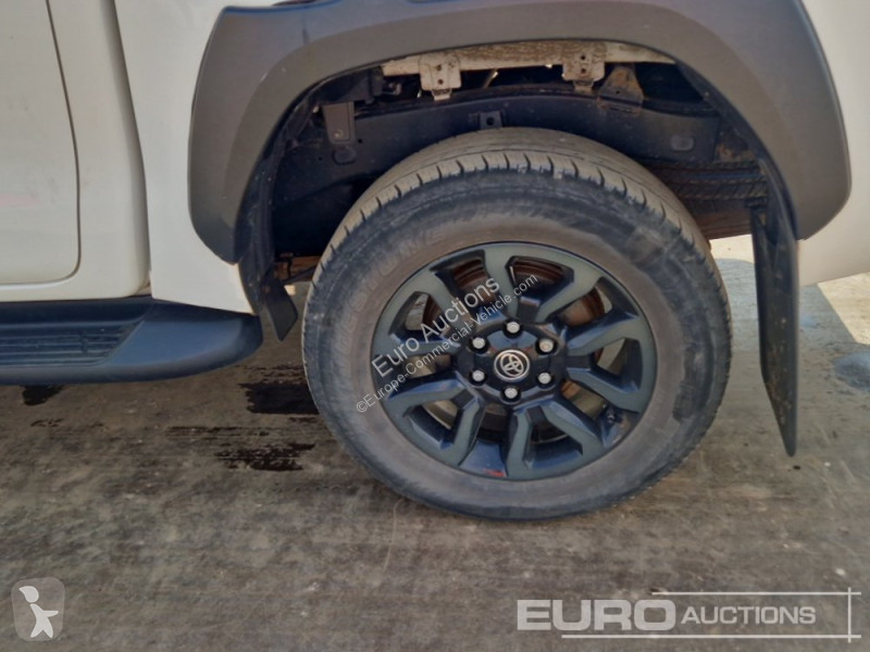 Véhicule utilitaire Toyota Hilux