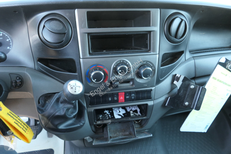 Furgoneta Iveco Daily 35 S11 C30C AUTOMATIK...