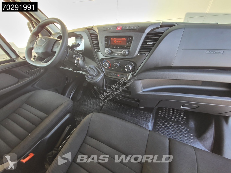 Autoutilitară Iveco 35C16 Laadklep Bakwagen...