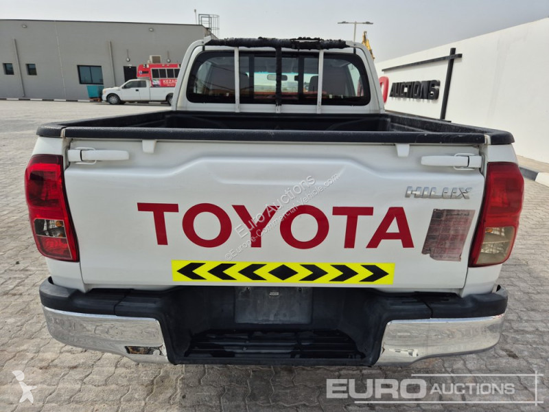 Véhicule utilitaire Toyota Hilux