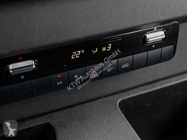 Užitkové vozidlo Mercedes 317...