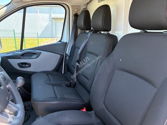Véhicule utilitaire Renault DCI 125 CV