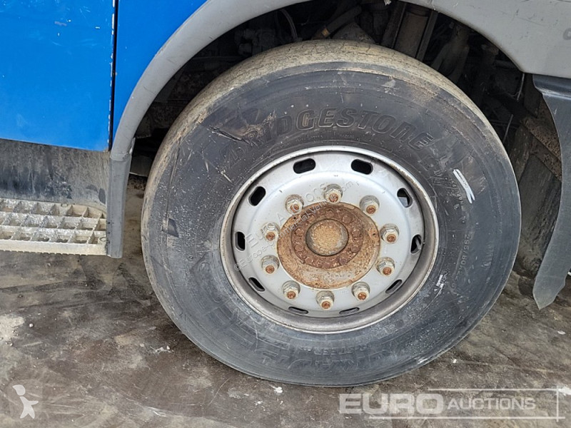 Autoutilitară  Elite 2