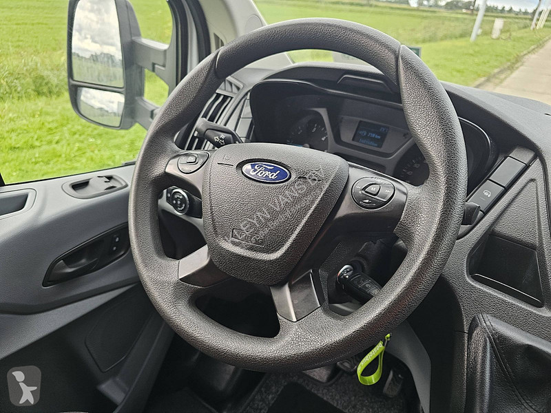 Užitkové vozidlo Ford 350