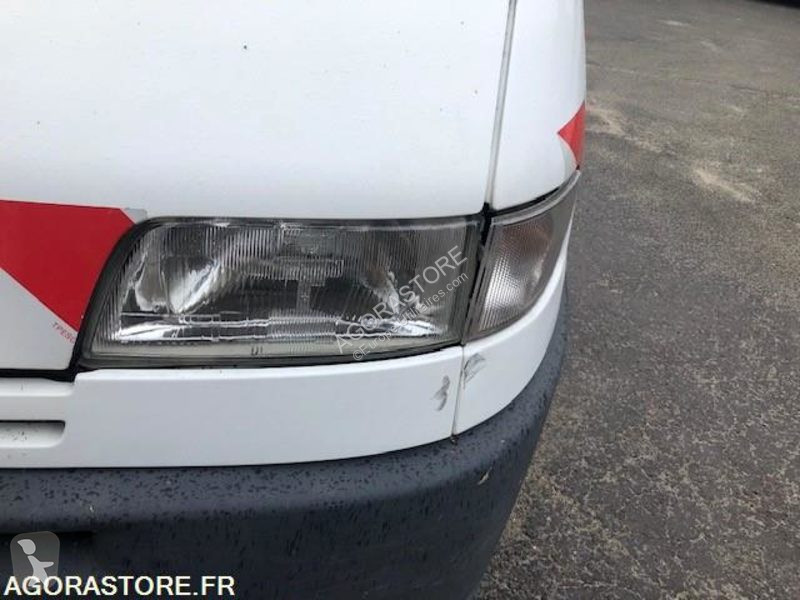 Véhicule utilitaire Peugeot BOXER