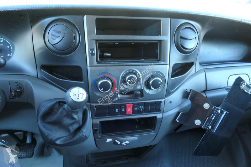 Nyttofordon Iveco Daily 35 S11 C30C AUTOMATIK...