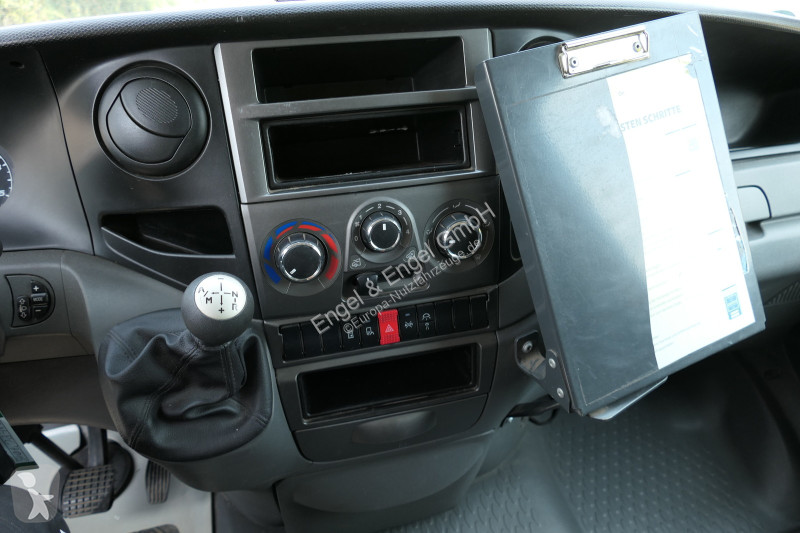 Nyttofordon Iveco Daily 35 S11 C30C AUTOMATIK...